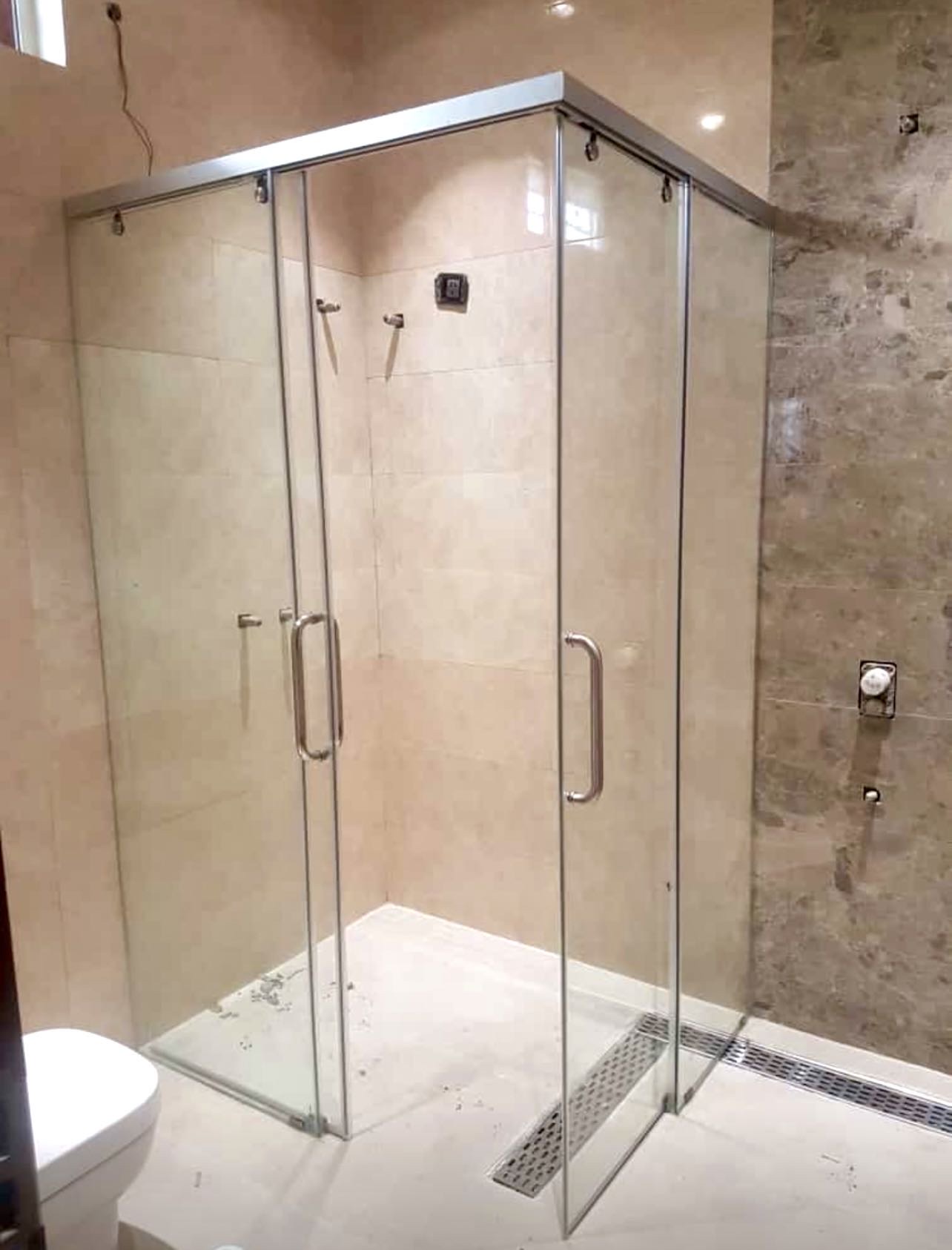 Frameless Bathroom Shower Toughened Glass Cubicle