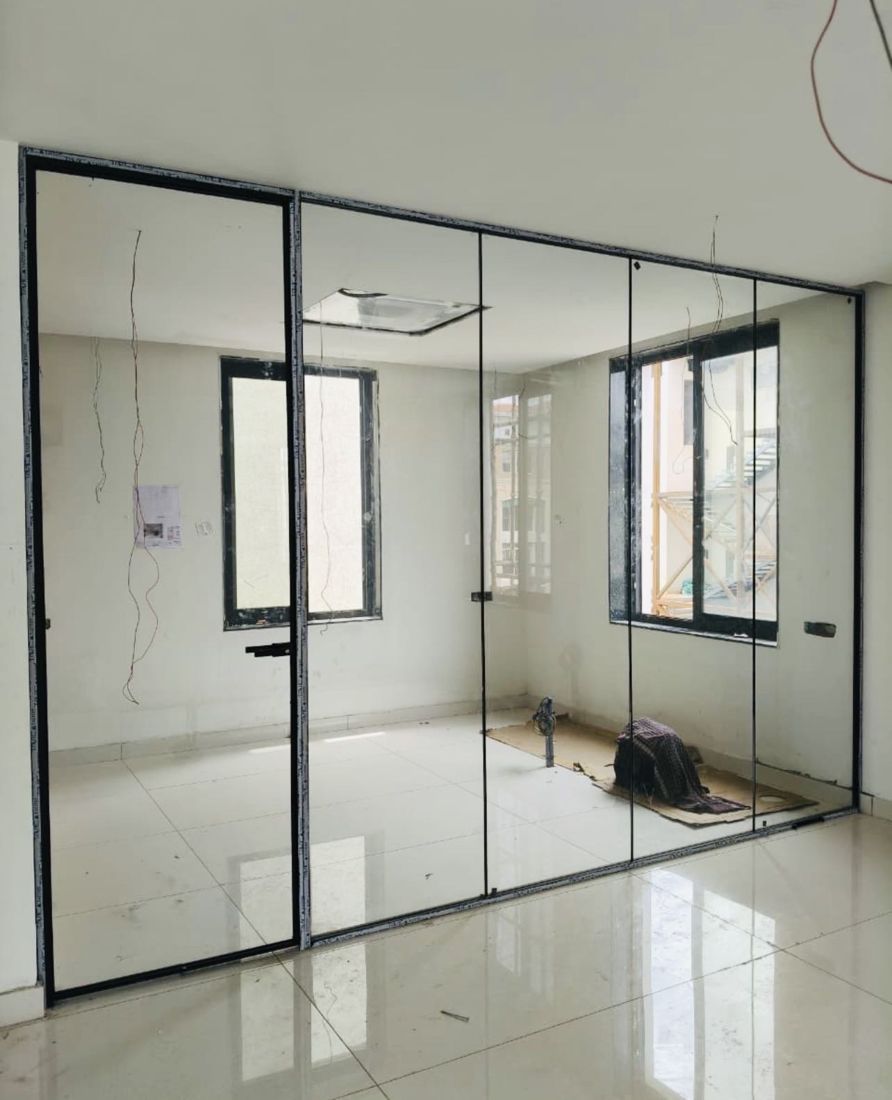 Aluminium Slim Profile Office Partition & Door